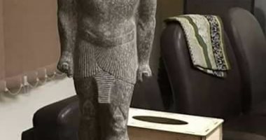  حبس رجل أعمال وشقيقه لعرضهما رشوة مليون دولار علي ضابط شرطة لتهريب تمثال
