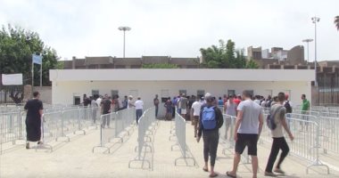 شاهد.. إقبال كبير على شراء تذاكر مباراة الأهلى والوداد بالمغرب