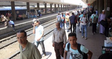السكة الحديد تناشد الركاب الاحتفاظ بالتذكرة حتى الخروج من محطة الوصول