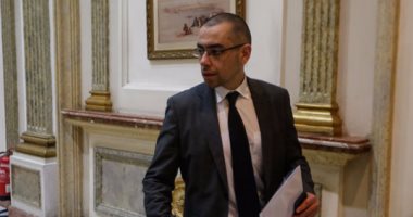 النائب محمد فؤاد: التقديرات الخاطئة لسعر النفط والصرف بالموازنة تضعنا بمأزق