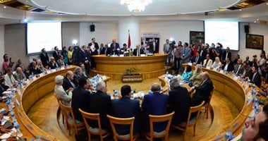 بالصور.. بدء توافد أعضاء الأعلى للثقافة لإعلان جوائز الدولة