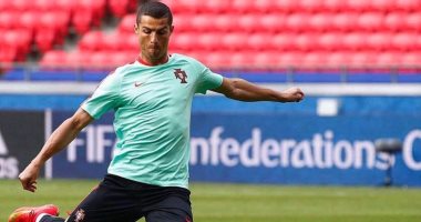 رونالدو أفضل لاعب فى مباراة البرتغال والمكسيك بكأس القارات