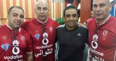 تعرف على كواليس ارتداء حسام حسن قميص الأهلى فى السلام