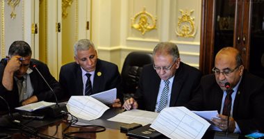 "قوى البرلمان" تقر بحق النقابات العمالية اكتساب الشخصية الاعتبارية