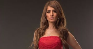 المحكمة تسدل الستار اليوم على قضية نسب توأم الفنانة "زينة" وأحمد عز