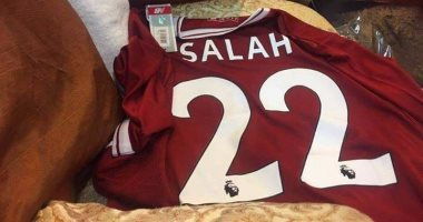 تداول قميص محمد صلاح فى ليفربول يحمل رقم 22