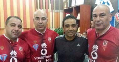 شاهد.. حسام وإبراهيم حسن بقميص الأهلى فى دورة رمضانية 