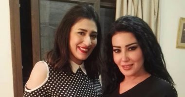سمية الخشاب تناقش مراحل صناعة السينما مع دنيا صلاح عبد الله فى "فركش"