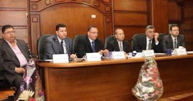 محافظ دمياط : توفير الدعم الكامل لمستثمرى المنطقة الصناعية 
