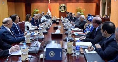 مميش: إزالة التعديات على 5537 فدانًا تابعة للمنطقة الاقتصادية لقناة السويس