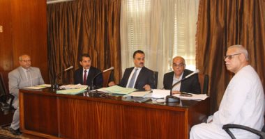 مصطفى بكرى يطالب بتخفيض أسعار فواتير الكهرباء بالصعيد للنصف خلال الصيف