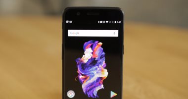 بعد آخر تحديث.. ميزة "بصمة الوجه" تصل لهواتف OnePlus 5
