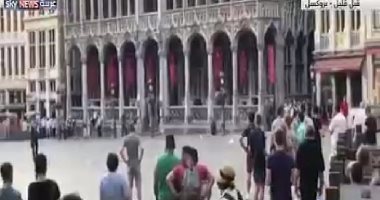 الإرهاب يضرب بروكسل.. الأمن يعلن السيطرة على شخص بحزام ناسف ثم يؤكد مقتله.. الشرطة البلجيكية تغلق الطرق المؤدية للمحطة وتوقف حركة القطارات.. وإخلاء ساحة "جراند بلاس"