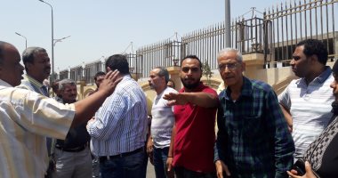 بالصور.. أهالى العقارات المجاورة لعقار الأزاريطة يطالبون بالعودة إليها