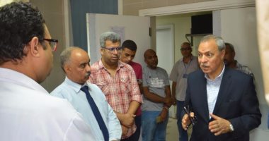 محافظ قنا يتفقد مستشفى التأمين الصحي ومستشفى قنا العام 