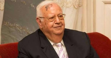عزاء شيخ  المؤرخين عادل غنيم بمسجد القوات المسلحة.. اليوم