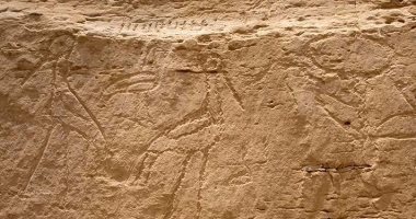 بالصور.. كشف أثرى جديد بأسوان لأقدم كتابة هيروغليفية تعود لـ5200 عام