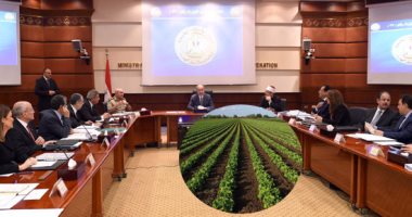الحكومة توافق على مد حالة الطوارئ 3 أشهر.. وقانون تركيب الكاميرات وأجهزة التسجيل.. وتحصيل 2000 جنيه لمساحات تروى بالمياه الجوفية و4000 جنيه لمساحات تروى نيليا.. وإنشاء المنطقة الاقتصادية للمثلث الذهبى