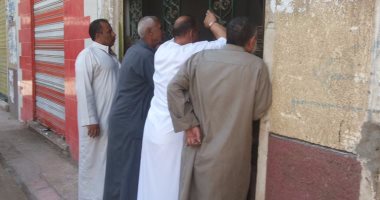 بالصور .. أهالى دمياط يطالبون بزيادة كمية السلع المدعمة بالمجمعات 