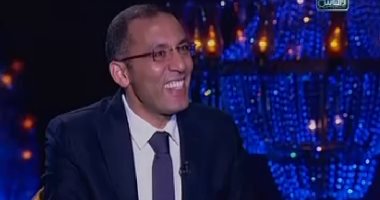 بالفيديو.. خالد صلاح لـ"بسمة وهبة": السيسى أشرف واحد فى مصر.. وحمدين أتفه شخصية سياسية.. ويصف البرادعى بـ "المريض".. ويؤكد: أبو هشيمة أنقذ "اليوم السابع".. ولو كنت نقيبا للصحفيين لشطبت عبد الرحيم والبلشى