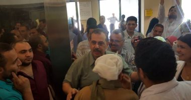 مواطن يشارك بصور تجمهر داخل مستشفى دار السلام العام "هرمل" بالقاهرة