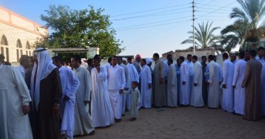بالصور.. بدو شمال سيناء يدعون أن تتطهر سيناء ويعود لها الأمان فى تهانيهم