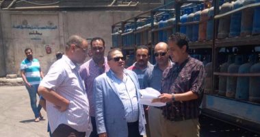 رئيس بوتاجاسكو يتفقد مستودعات أنابيب القاهرة