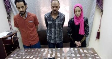 القبض على 3 أشخاص بحوزتهم كميه هيروين قبل ترويجه على عملائهم بزفتى