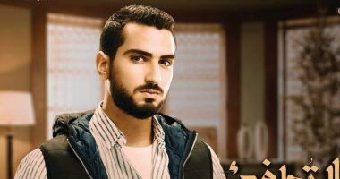 ألعب يالا.. محمد الشرنوبى يعيد غناء أغنية المهرجانات بطريقة رومانسية