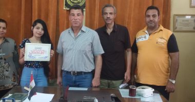بالصور.. أشمون التجارية المتقدمة تكرم أوائل الجمهورية