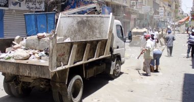 إخلاء أقدم شوارع الإسماعيلية التجارية من الإشغالات بعد 25 عاما من العشوائية