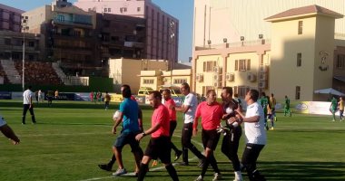 بالفيديو.. الشرقية ينسحب من مباراة طنطا اعتراضا على التحكيم 