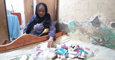 بالصور.. أم البنات تبكى: بنتى يتيمة ومحتاجة 13 ألف جنيه لاستكمال جهازها