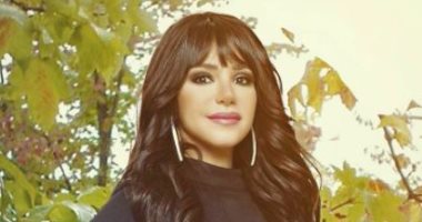 إنجى علاء تتصدر استفتاء عين عن تصميمات أزياء كفر دلهاب