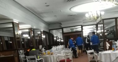 بالصور.. غداء لاعبى الزمالك بزيمبابوى.. مكرونة وأرز ولحوم وسلطة خضراء