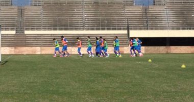 الزمالك يؤدى تدريبات الإحماء استعداداً لمواجهة كابس يونايتد