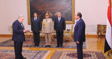 رئيس النقض الجديد يستقبل المهنئين بعد حلف اليمين الدستورية أمام الرئيس