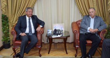 وزير الرياضة يستقبل رئيس الاتحاد المصري ووفد الاتحاد العربي لكرة القدم