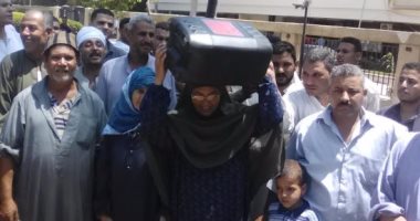 بالصور.. أهالى كفر الشيخ يطالبون المحافظة بتوفير مياه الشرب