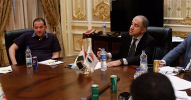 بالصور.. زعيم الأغلبية البرلمانية: "مفيش دولة فى العالم بتدعم البنزين زى مصر"