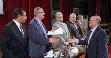 جامعة القاهرة توقع عقودا لتمويل 50 مشروعا بحثيا