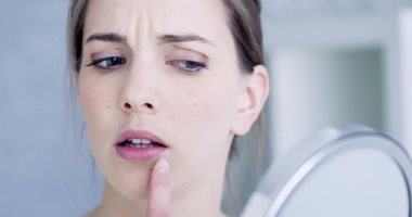 امنعيها قبل ما تظهر.. أطعمة تسبب تجاعيد البشرة تجنبيها