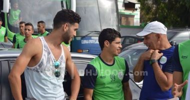 آزارو يزور تدريبات الدفاع المغربى قبل بداية مشواره مع الأهلى