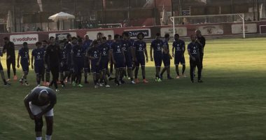 حسام غالى يخضع لفحص طبى ويغيب عن مران الأهلى