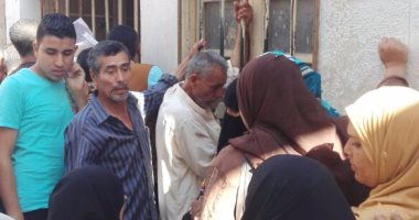 عامل بسوهاج تقدم لاستخراج بطاقة رقم قومى فوجد اسمه ضمن المتوفين  