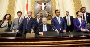 بالصور.. أسامة هيكل يستقبل وفدا برلمانيا يابانيا بمقر مجلس النواب