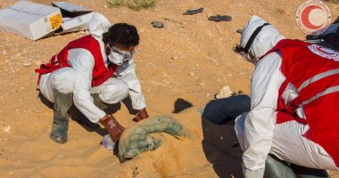 بالصور.. السلطات الليبية تعثر على جثث 20 مهاجرا غير شرعى من مصر بمنطقة الرمال