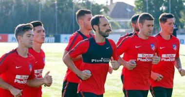 بالصور.. أتلتيكو مدريد يبدأ الاستعداد للموسم الجديد بأحمال بدنية عالية