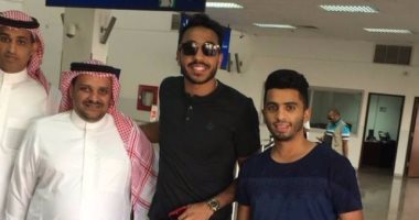 شاهد.. كهربا يصل جدة وسط استقبال جماهيرى حافل