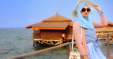 ازياء محجبات مناسبة للمصيف..البساطة والإكسسوارات سر الأناقة على البحر